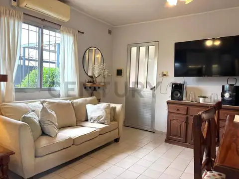 Una casa para disfrutar de la tranquilidad y la naturaleza. venado tuerto