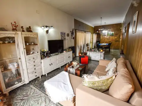Venta casa planta baja 2 dormitorios cochera