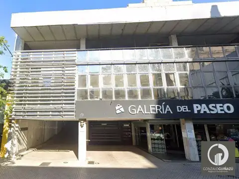 Cochera en centro