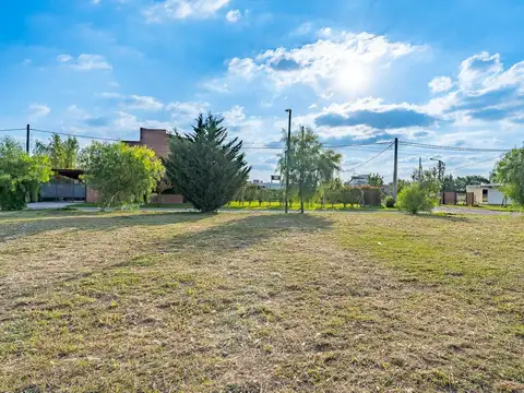 Terreno en venta en acequias roldan