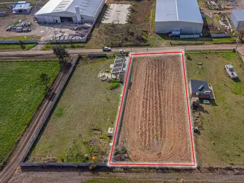 Venta lote industrial sobre colectora de aut. n.°9