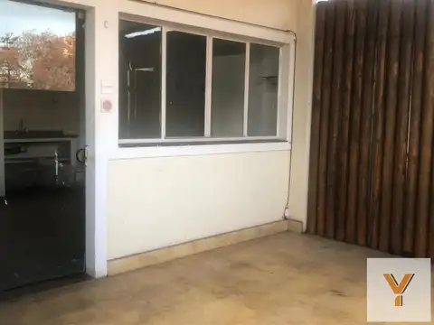 Casa en alquiler - 1 dormitorio 1 baño - 50mts - colegiales
