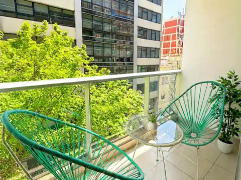 Alquiler departamento monoambiente en belgrano. de categoría. full amenities. al frente con balcón. amueblado y equipado