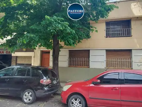 Venta de ph de 3 amb con patio en balvanera