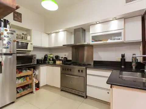 Venta ph 4 amb. patio parque avellaneda