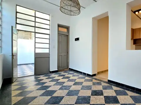 Venta ph 2 ambientes patio reciclado monte castro