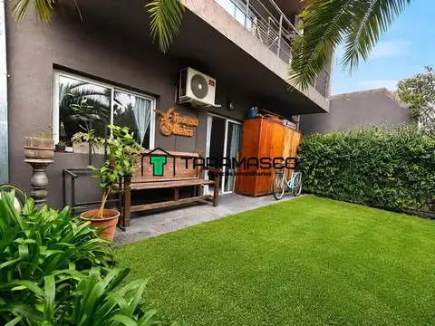 Venta departamento 2 amb c/jardin y cochera en villa real