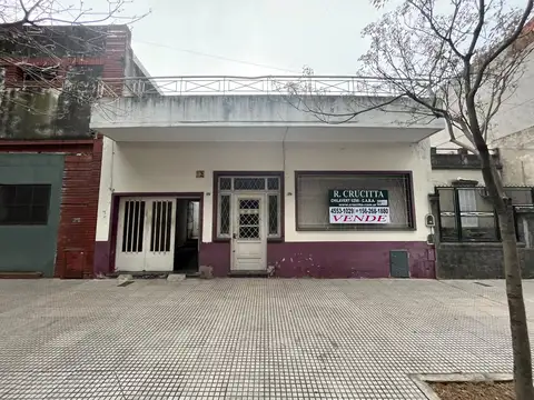 Casa 3 amb. con fondo venta