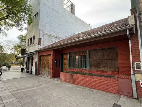 Casa en venta -lote propio-jardin terraza y garage