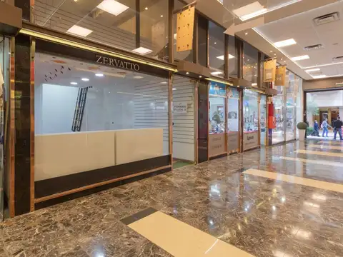 Local en alquiler en florida y corrientes. galeria central a metros de la entrada