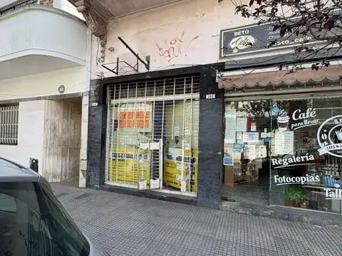 Local comercial en alquiler ubicado en villa luro