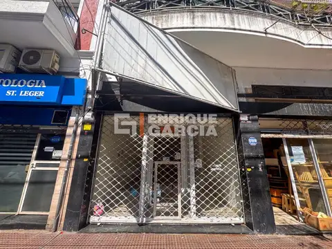 Triunvirato 4030 - local comercial en planta baja