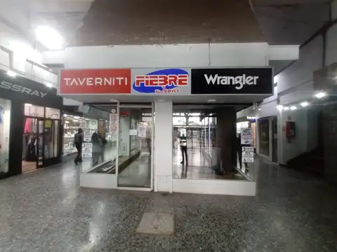 Local en alquiler en galeria liniers