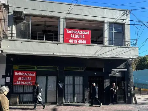 Local comercial 200 m² sin expensas en flores - artigas al 100 (1º piso por escalera)