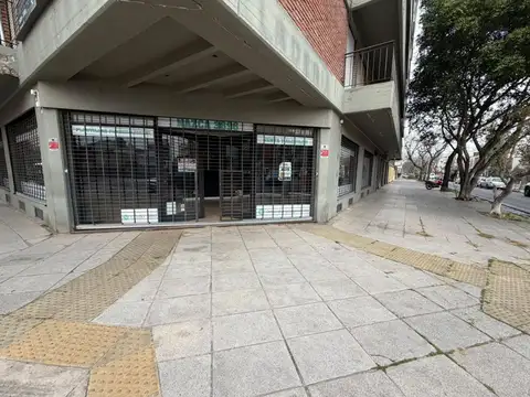 Alquiler de local en villa pueyrredón, capital federal