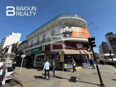 Local en villa urquiza