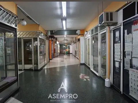 Local en venta en galeria av entre rios al 1000