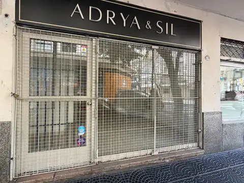 Venta local comercial 38 m² c/sótano recoleta