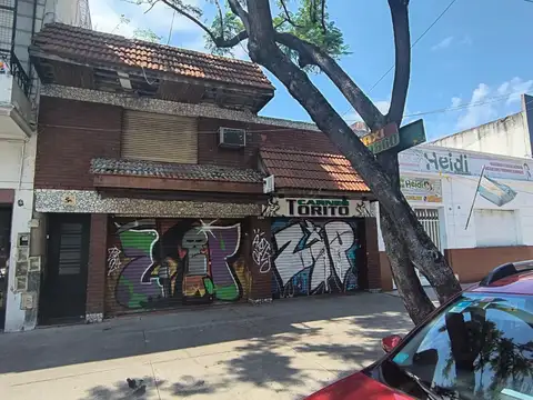 Local en venta - 130 m2 -  parque avellaneda