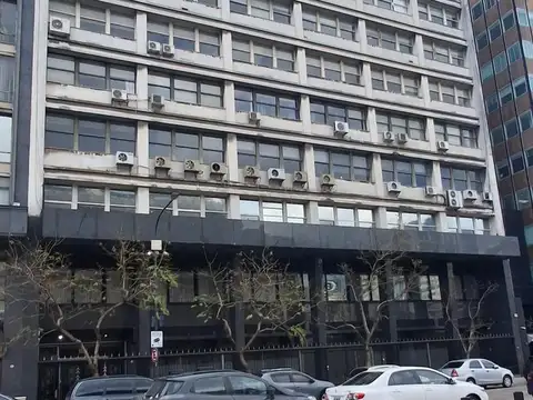 Venta edificio de oficinas pb + 5 pisos 705 m2 en microcentro