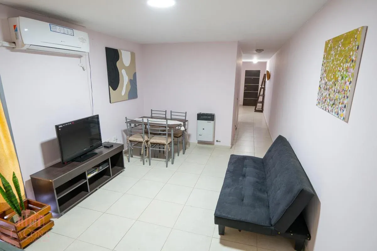 VENDO DPTO DE UN DORMITORIO EN CALLE VELEZ SARSFIELD