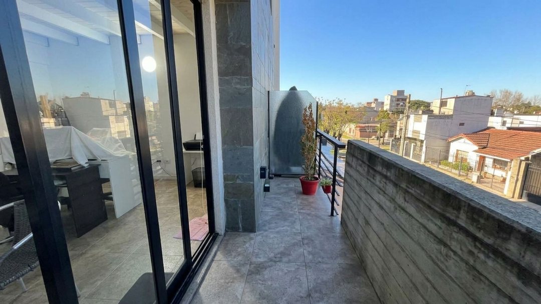 DPTO LOFT 2 AMB EN VENTA EN CASEROS CON BALCON