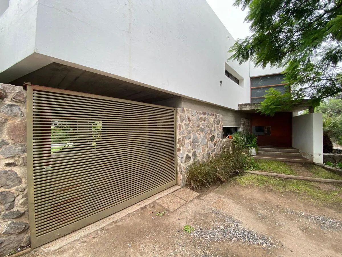 Venta Casa 3 Dorm. + Piscina 270 Cub/720 Terr - Vista Al Kempes - B° Cerrado Villa Belgrano