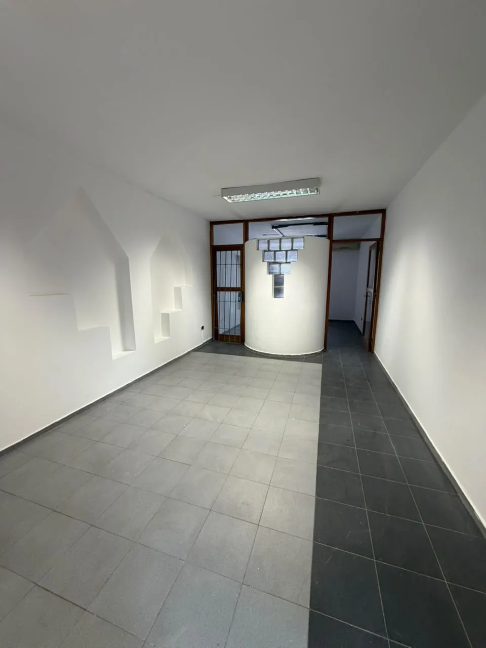 OFICINA BARRIO JARDIN PASAJE BELISLE 2887 PLANTA BAJA 4 PRIVADOS