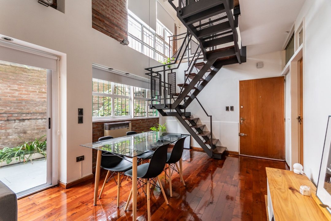 Venta depto loft 4 amb + dependencia en villa luro