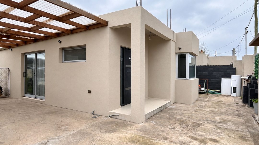 Casa 1 Dormitorio en Venta La Plata-Lisandro Olmos