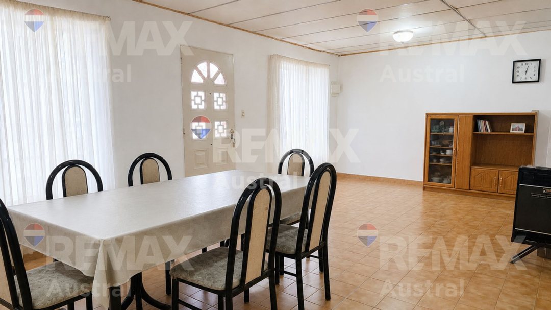 RADA TILLY CASA DE 3 DORMITORIOS Calle Binder