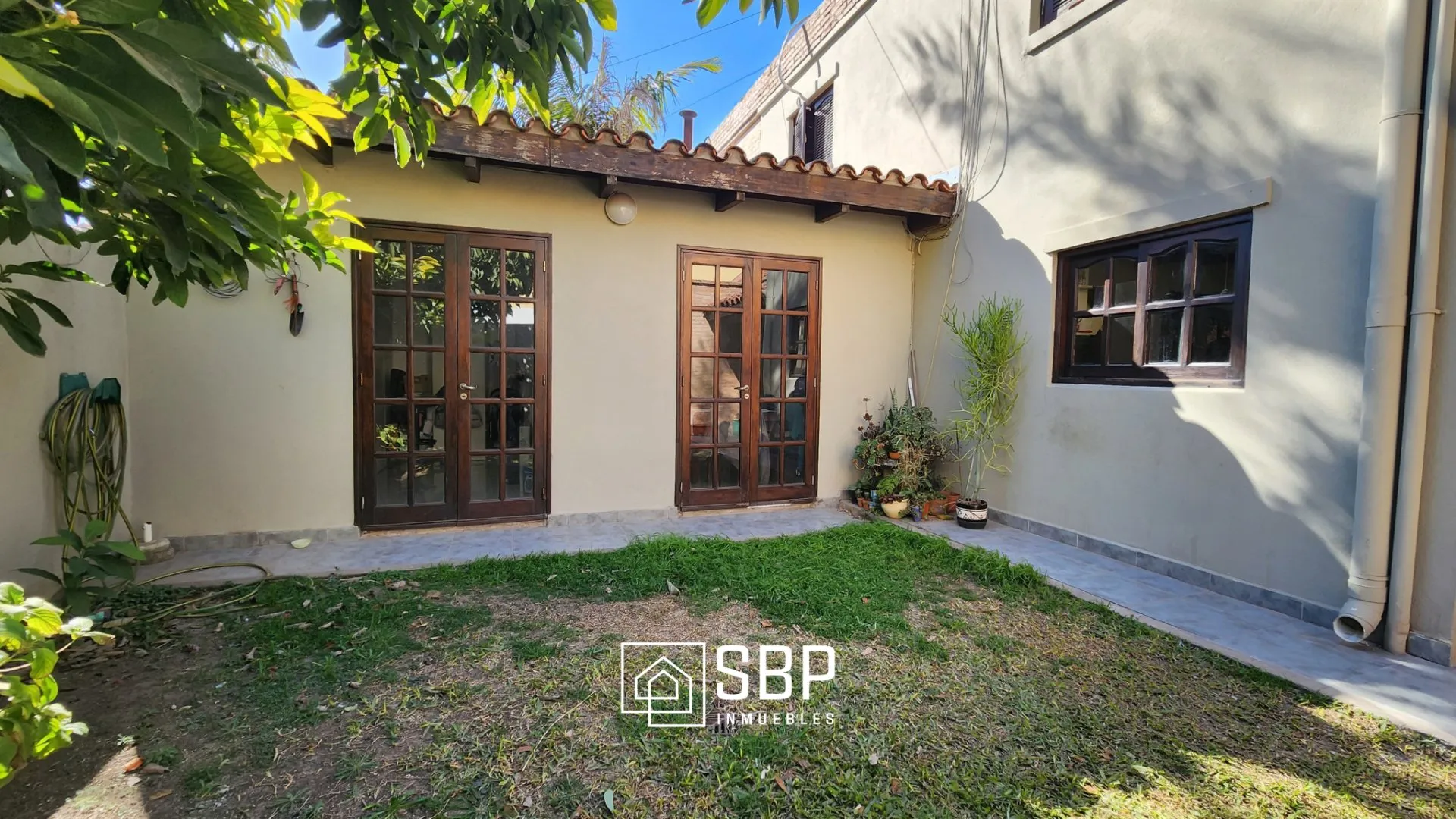 Vendo dúplex 3 dorm | Patio y cochera cubierta | Apto Credito | Palmas del Clare...