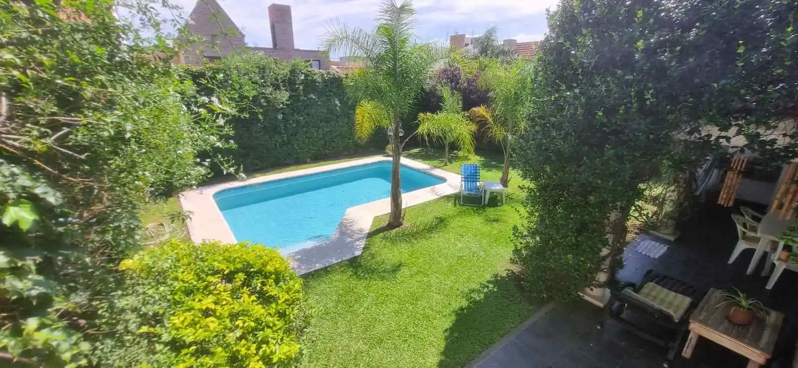 Casa Amoblada B° URCA Disp. dol x mes)