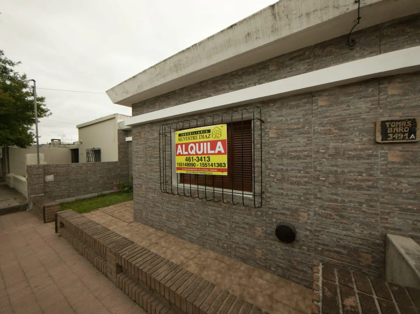 HERMOSA CASA PARA EL ALQUILER  EN BARRIO LAS FLORES