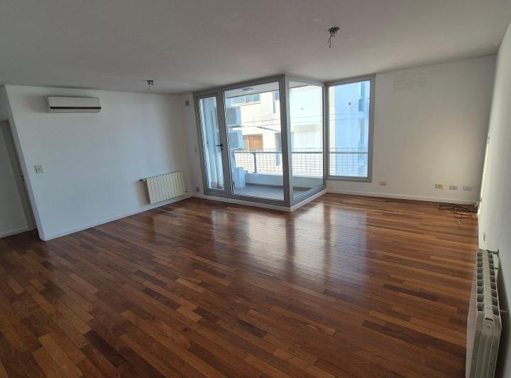 Departamento · 75m² · 4 Ambientes · 1 Cochera