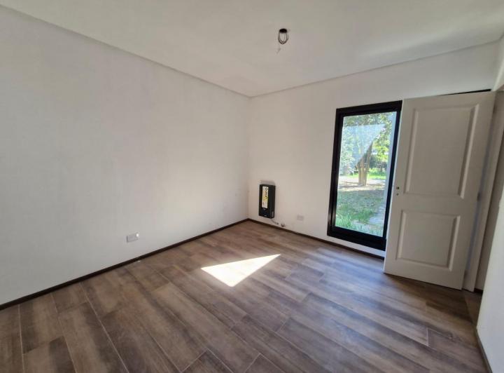 Casa · 107m² · 4 Ambientes · 2 Cocheras