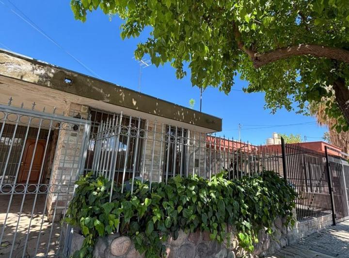 Casa · 6 Ambientes