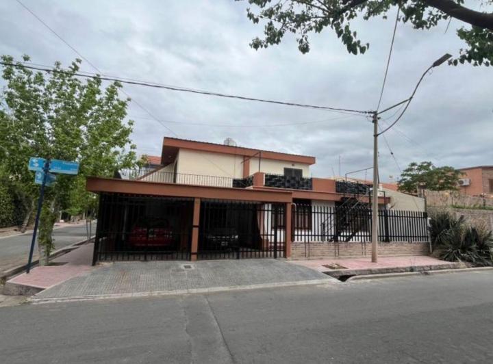 Departamento · 50m² · 4 Ambientes · 1 Cochera