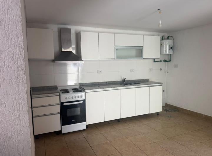 Departamento · 60m² · 4 Ambientes · 1 Cochera