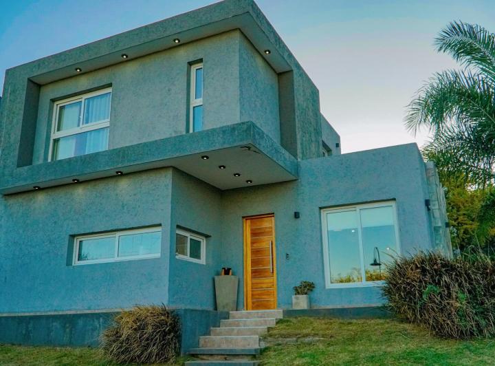 Casa · 250m² · 6 Ambientes