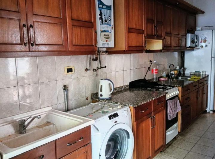 Casa · 160m² · 5 Ambientes · 1 Cochera