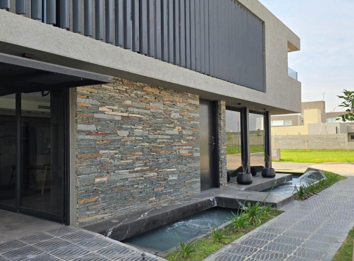 Casa · 185m² · 3 Ambientes
