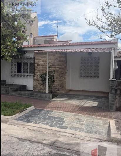 Casa · 135m² · 6 Ambientes · 1 Cochera