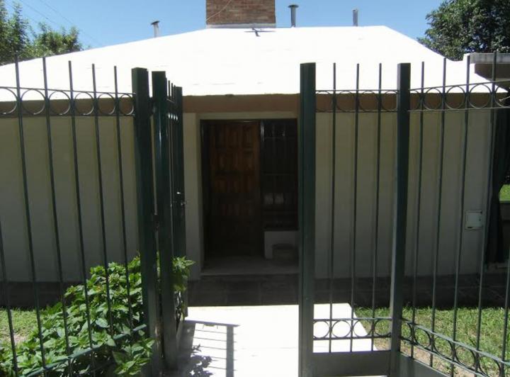 Casa · 100m² · 3 Ambientes · 2 Cocheras
