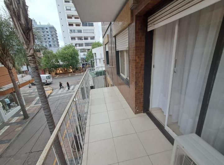 Departamento · 77m² · 5 Ambientes