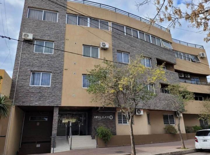Departamento · 50m² · 2 Ambientes · 1 Cochera