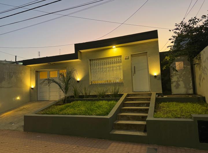 Casa · 150m² · 4 Ambientes · 1 Cochera