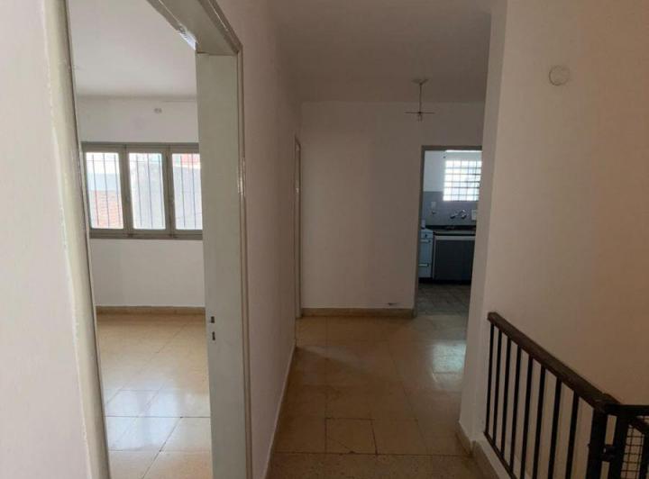 Casa · 1m² · 5 Ambientes