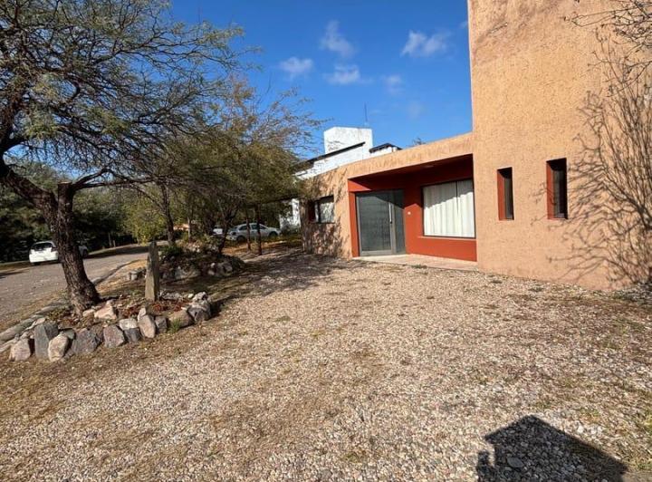 Casa · 125m² · 3 Ambientes · 1 Cochera