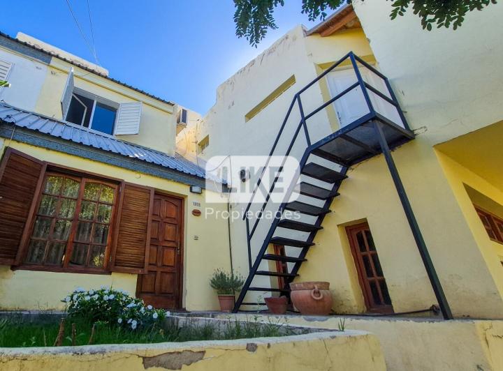 Casa · 33m² · 5 Ambientes · 1 Cochera